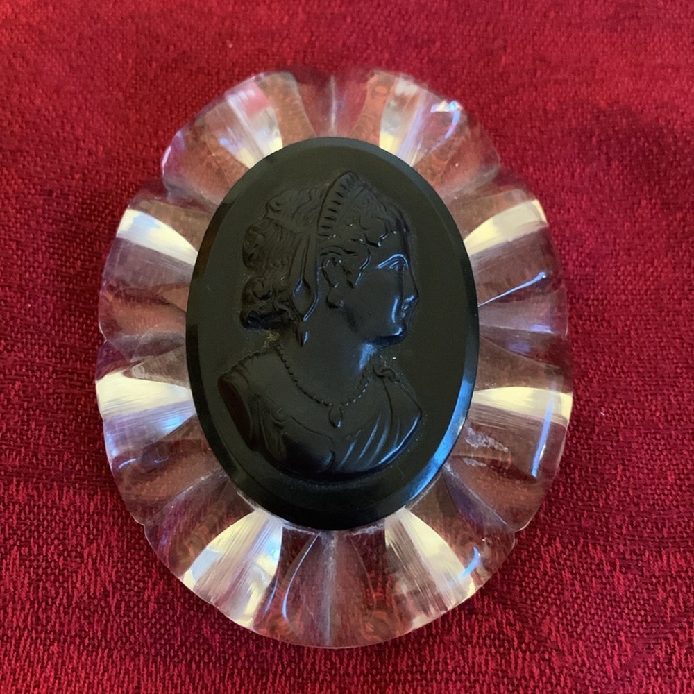 Vintage Mourning Brooch